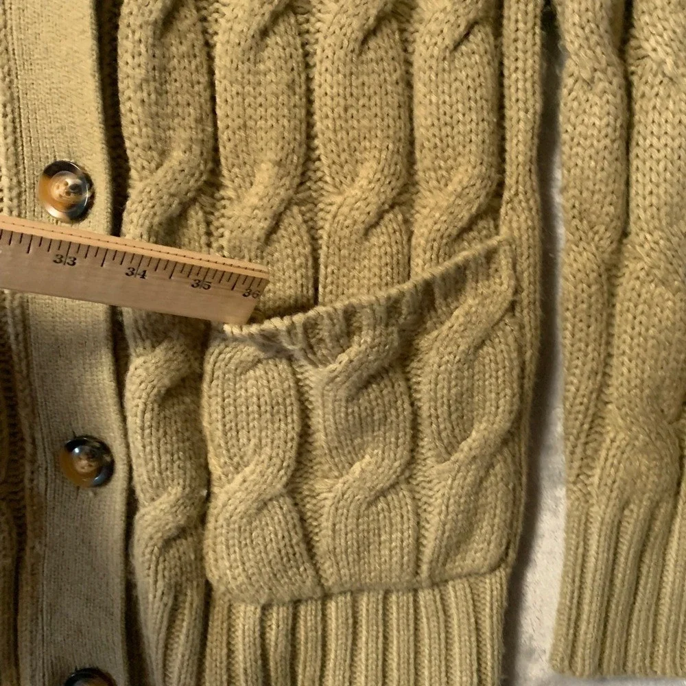 Vintage Cardigan Sweater Medium Green Cable Knit V-Neck Chunky Soft‎ Grandpacore